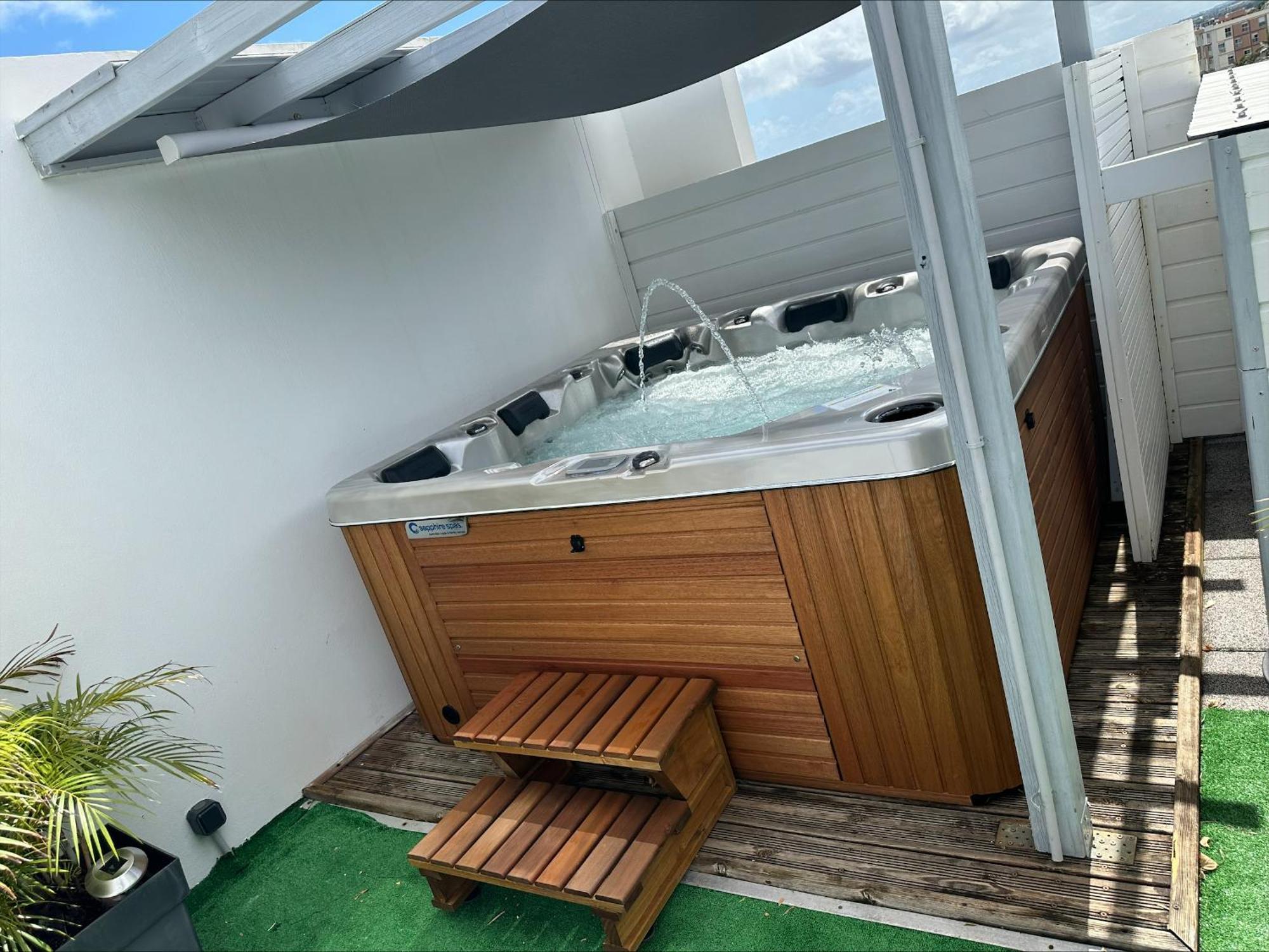 Apartmán Appart'Eden : Vue Panoramique Sur Saint-Denis Sainte-Clotilde Exteriér fotografie